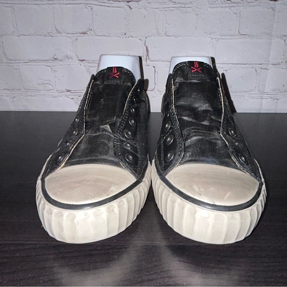 John Varvatos Bootleg Waxed
Canvas Laceless Slip-On
Sneakers men’s size‎ 7.5 - Picture 4 of 10